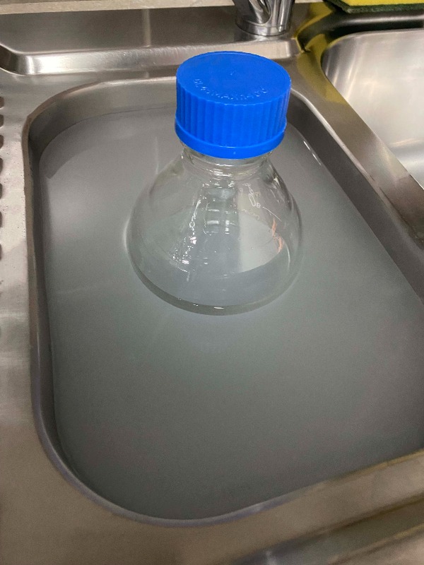 环氧树脂结晶现象成因及应对策略研究