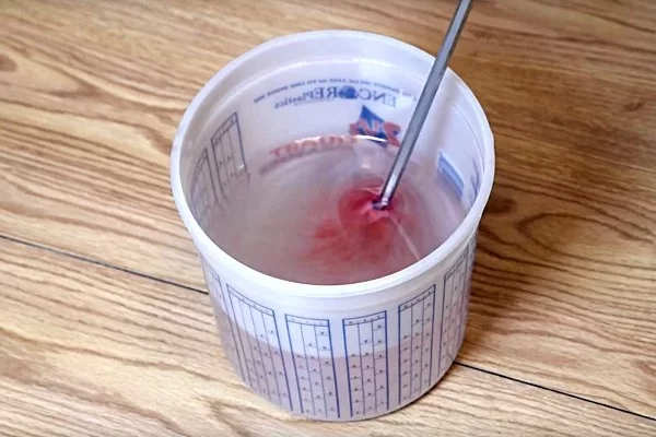 可以给环氧树脂添加颜色吗？