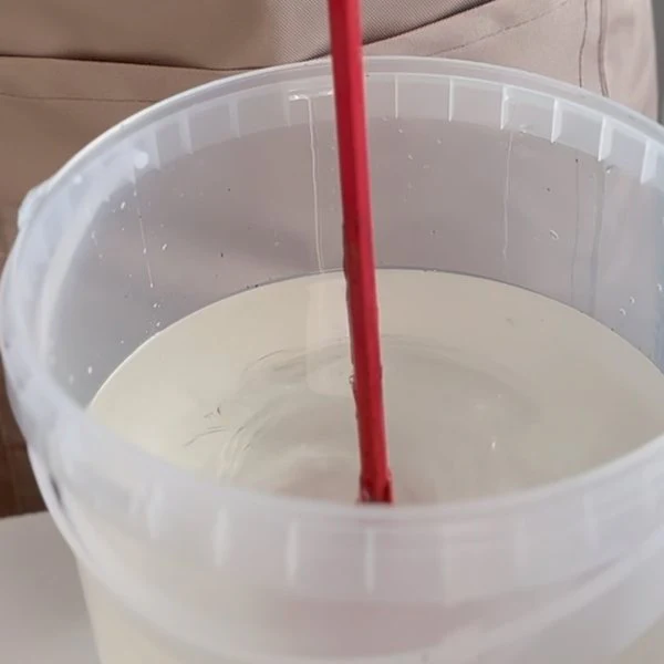 使用环氧树脂后，如何清理？