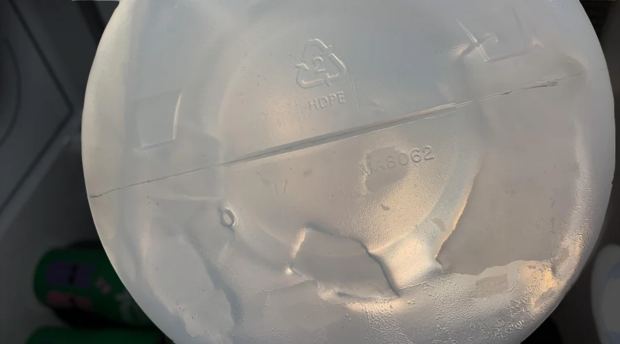 环氧树脂结晶发白结块原因 (环氧树脂变浑浊解决方法)