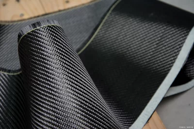 碳纤维布裁剪不散丝技巧（干布稳定处理实操）