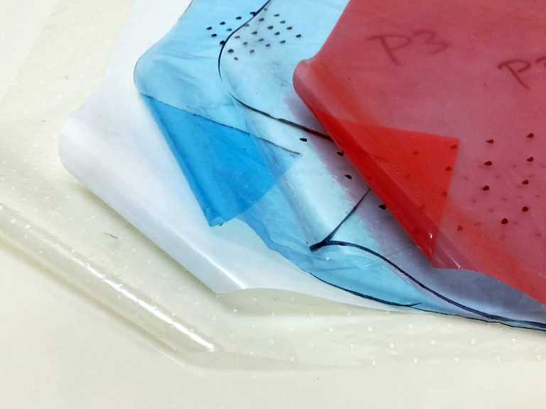 真空袋成型工艺辅材全解(脱模布导流网透气毡选型)