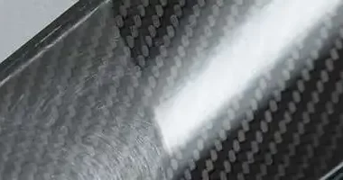 湿碳纤维和干碳纤维区别 (性能成本应用对比)